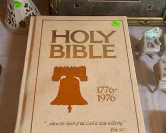 1776-1976 Bible