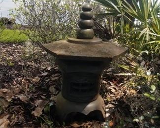 Large pagoda, concrete art