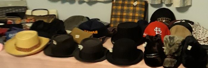 Many mens hats 