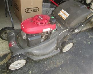 2013 Honda HRX 217 GCV190 $225. with extra parts and blade