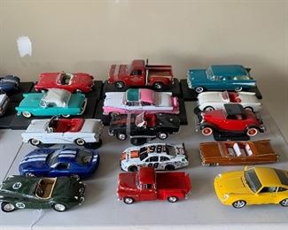 1:18 scale diecast cars