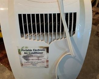 Haier Portable electric air conditioner