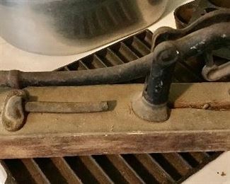 100.00 tobacco cutter