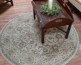 Round rug 65" diameter 