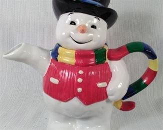 Midwest Imporst Snowman Tea Pot