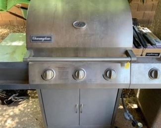 Lot 129- Gas grill $100