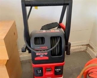 Lot 154- cleanforce 1800 electric pressure washer $85