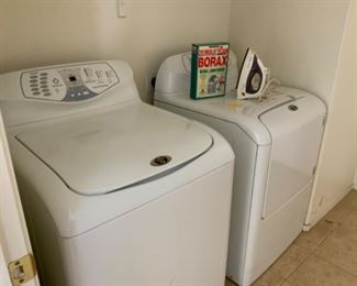 SOMEONE TAKE ME HOME PLEASE....I'M NOT GETTING ANY USE!  MAYTAG TL WASHER AND DRYER (I'M IN AN UPSTAIRS LAUNDRY ROOM - COOL!) $300 NOW $200