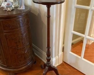 Mahogany Plant Stand, Queen Anne Style