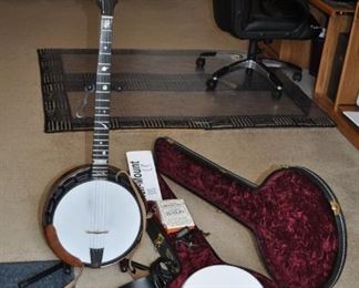 2010 Nechville Phantom, 5-string Banjo with electronic tuner, capo, extra strings, extra head (new), and hard case