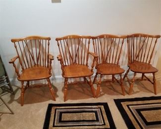 4 wooden dining chairs (2 with arms/2 without)