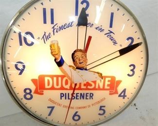 VIEW 2 CLOSE UP LIGHTED DUQUESNE CLOCK 