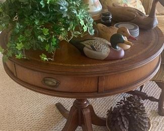 Antique round table