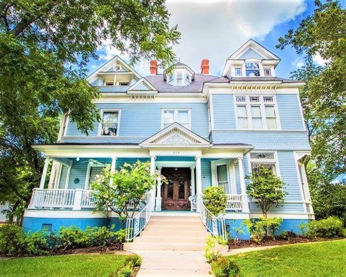 Weisman Mansion Estate Sale Marshall, TX starts on 6/25/2020