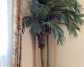 Realistic Silk Double Palm Trees