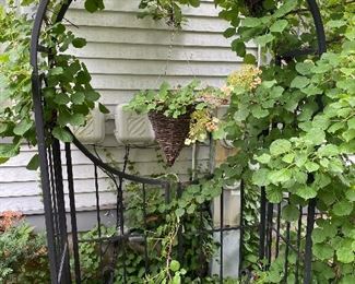 Outdoor Wrought Iron Trellis/Gate