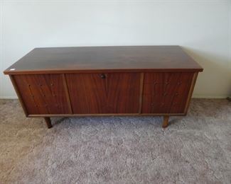 Cedar lined hope chest