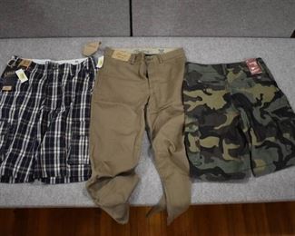 Lot of 3 New w. Tags Mens Clothes Roundtree & York Cargo Shorts Size 30; Roundtree & York Cotton/Polyester Pants Size 30x30 & Arizona Shorts Size 30 - WILL SHIP