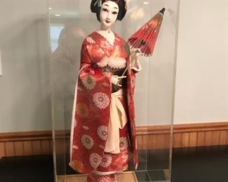 Large Asian doll lucite case-high quality - vintage Nishi  