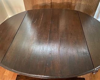 Drop leaf wood dinette table
