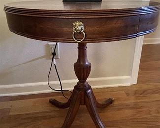Small round end table with Duncan Phyfe base
