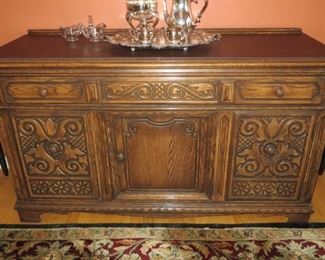  Jacobean Style Oak Sideboard, Early to Mid 20th Century
