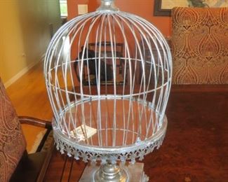 Metal Bird Cage with Mirror Bottom 
new with tag