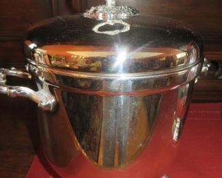  Sheffield Silver Co EPC USA Champagne Ice Bucket Glass lined with lid
