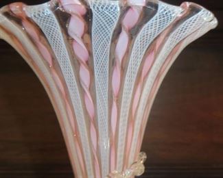 $195 VINTAGE MURANO PINK & WHITE LATTICINO ZANFIRICO CANDY DISH & TRUMPET