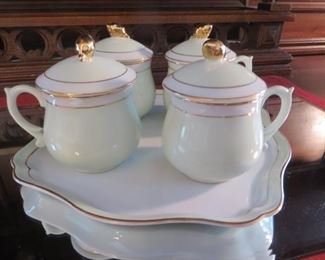 Set of 4 Pot de Crème Lidded Cups with Serving Tray Exclusive at Neiman Marcus