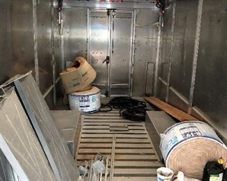 CABIN OF TRUCK 18 FEET LONG - EASILY CONVERTED TO A CATERING TRUCK