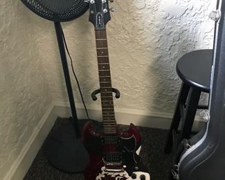 Epiphone /Gibson Electric Guitar with Hard Case