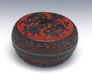 Chinese Black and Red Lacquered Round Box with Cover 