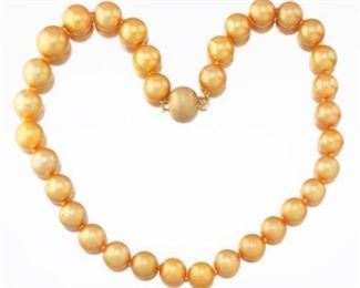 Golden South Sea Pearl Necklace 
