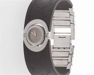 Gucci Twirl Watch 