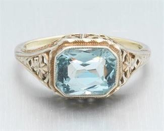 Ladies Edwardian Gold and Aquamarine Ring 
