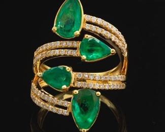 Ladies Emerald and Diamond Ring 