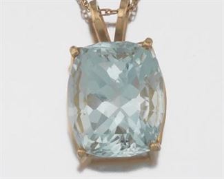 Ladies Gold and 15 Ct Aquamarine Pendant on Chain