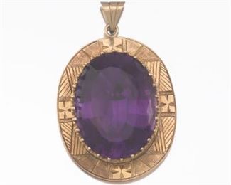 Ladies Gold and Amethyst Oversized Pendant 