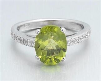 Ladies Gold, Peridot and Diamond Ring 