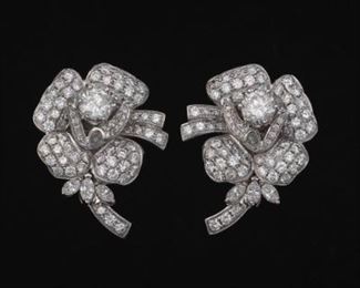 Ladies Pair of Diamond Flower Earrings 