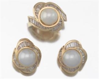 Ladies Pearl and Diamond Ring and Earrings Set 