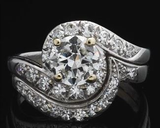 Ladies Platinum Retro Ring