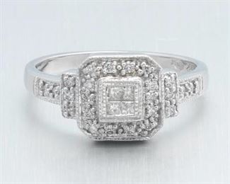 Ladies Retro Gold and Diamond Ring 