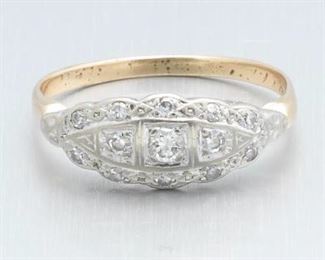 Ladies Victorian TwoTone Gold and Diamond Ring 