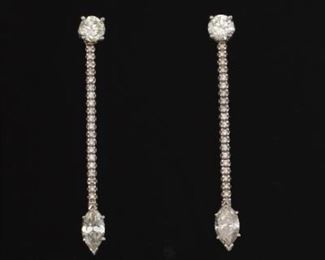 Ladies Vintage Pair of Gold and Diamond Line Earrings 