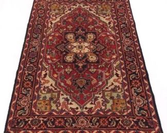 Very Fine Hand Knotted Heriz Carpet 
