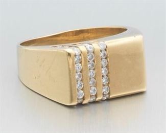 Vintage Gold and Diamond Ring 