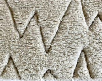 Loloi Rug Tanzania Hemingway .
9.4' x 13'. Very plush wool pile with geometric design. Original Purchase Price: $3689
DIMENSIONS
112 x 156 x 2 in