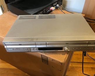 DVD player